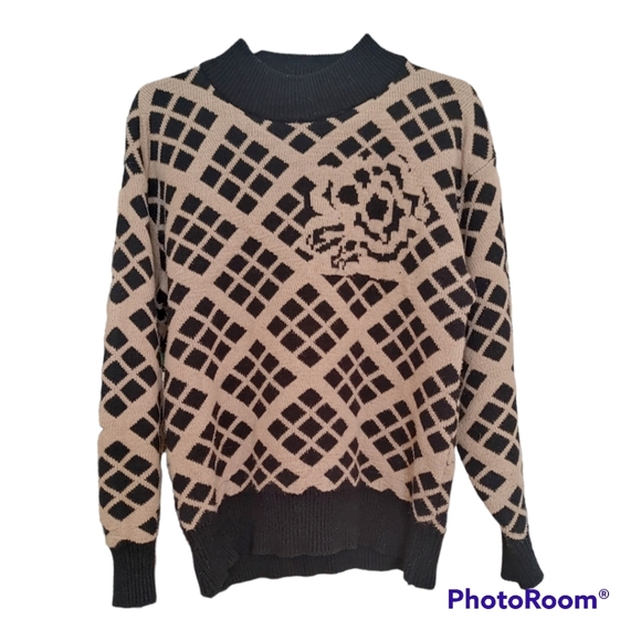 Susan Van Heusen Patterned Sweater - Picture 1 of 6